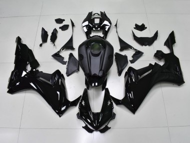 Purchase 2020-2023 Honda CBR1000RR-R Motorcycle Fairings - Glossy Black Matte Black Canada