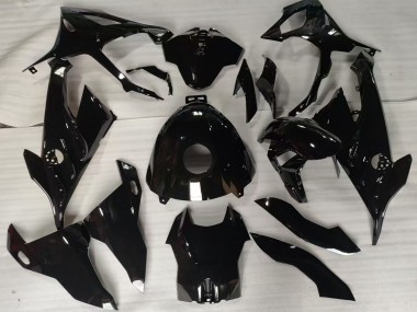 Purchase 2023-2024 BMW S1000RR Motorcycle Fairing - Glossy Black Canada