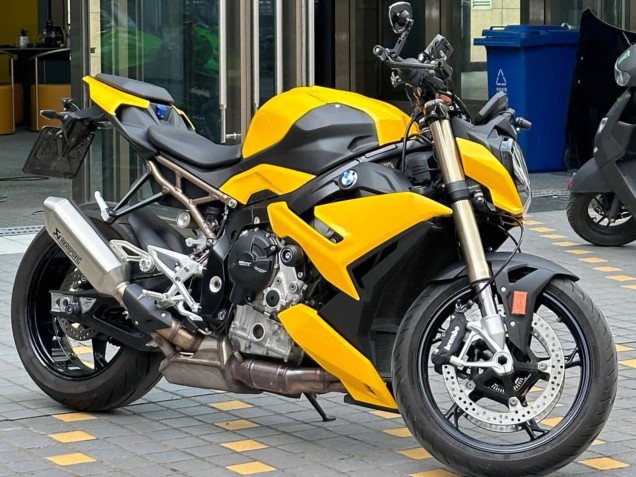 2021-2025 BMW S1000R Motorcycle Fairings - Yellow Canada