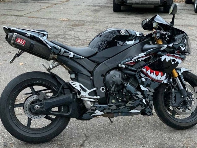 2007-2008 Yamaha YZF 1000 R1 Motorcycle Fairings - Grey White Camouflage Shark Canada