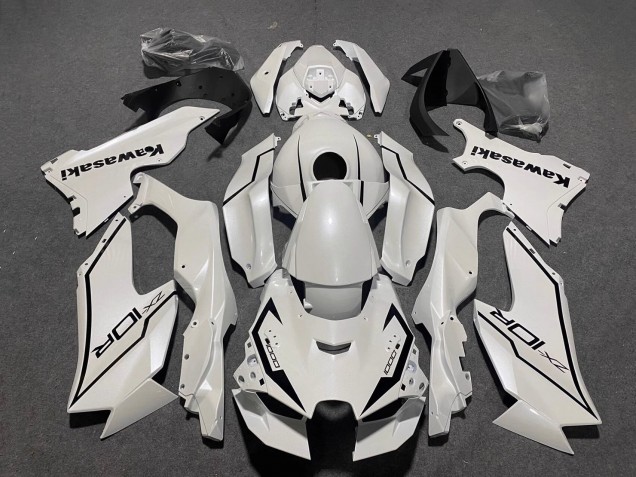 2021-2026 Kawasaki ZX10R Motorcycle Fairings - Pearl White Black Canada