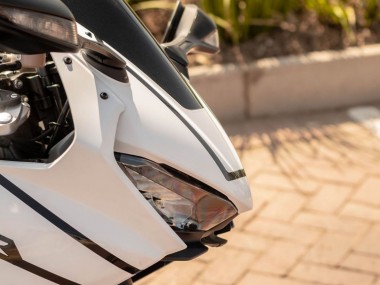 Purchase 2017-2023 Honda CBR1000RR Motorcycle Fairings - White with Black Stripe Fireblade Canada