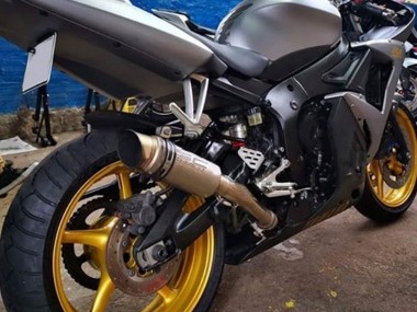 Purchase 2003-2004 Yamaha YZF R6 Motorcycle Fairings - Matte Grey Matte Black Gold Decals Canada