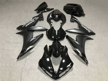 Purchase 2004-2006 Yamaha YZF 1000 R1 Motorcycle Fairings - Glossy Black Matte Black Canada