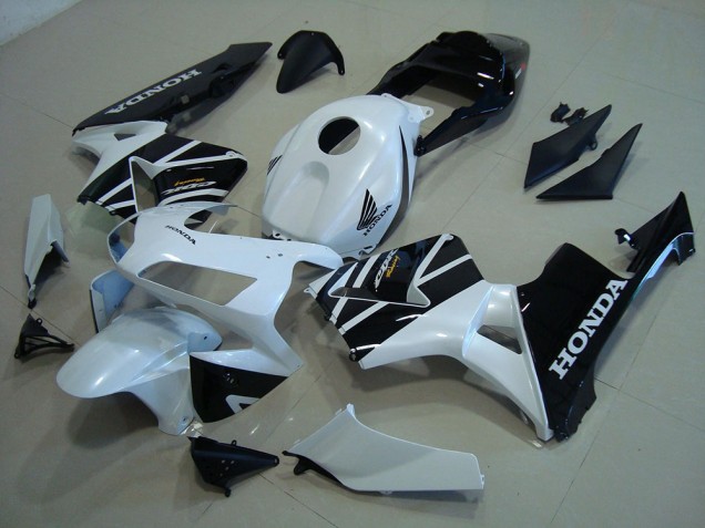 Purchase 2003-2004 White Black Honda CBR600RR Motorcylce Fairings Canada Purchase 2003-2004 White Black Honda CBR600RR Motorcylce Fairings Canada